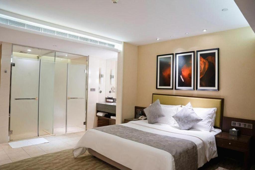 New Regent Hotel Huizhou  Bagian luar foto