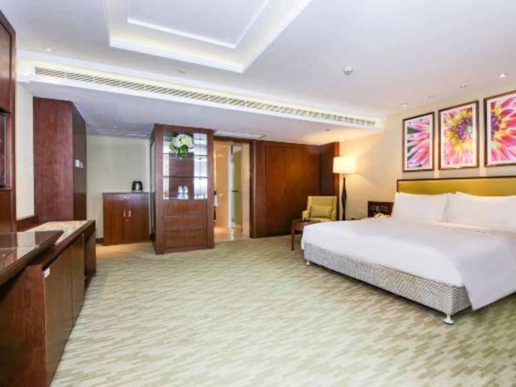 New Regent Hotel Huizhou  Bagian luar foto
